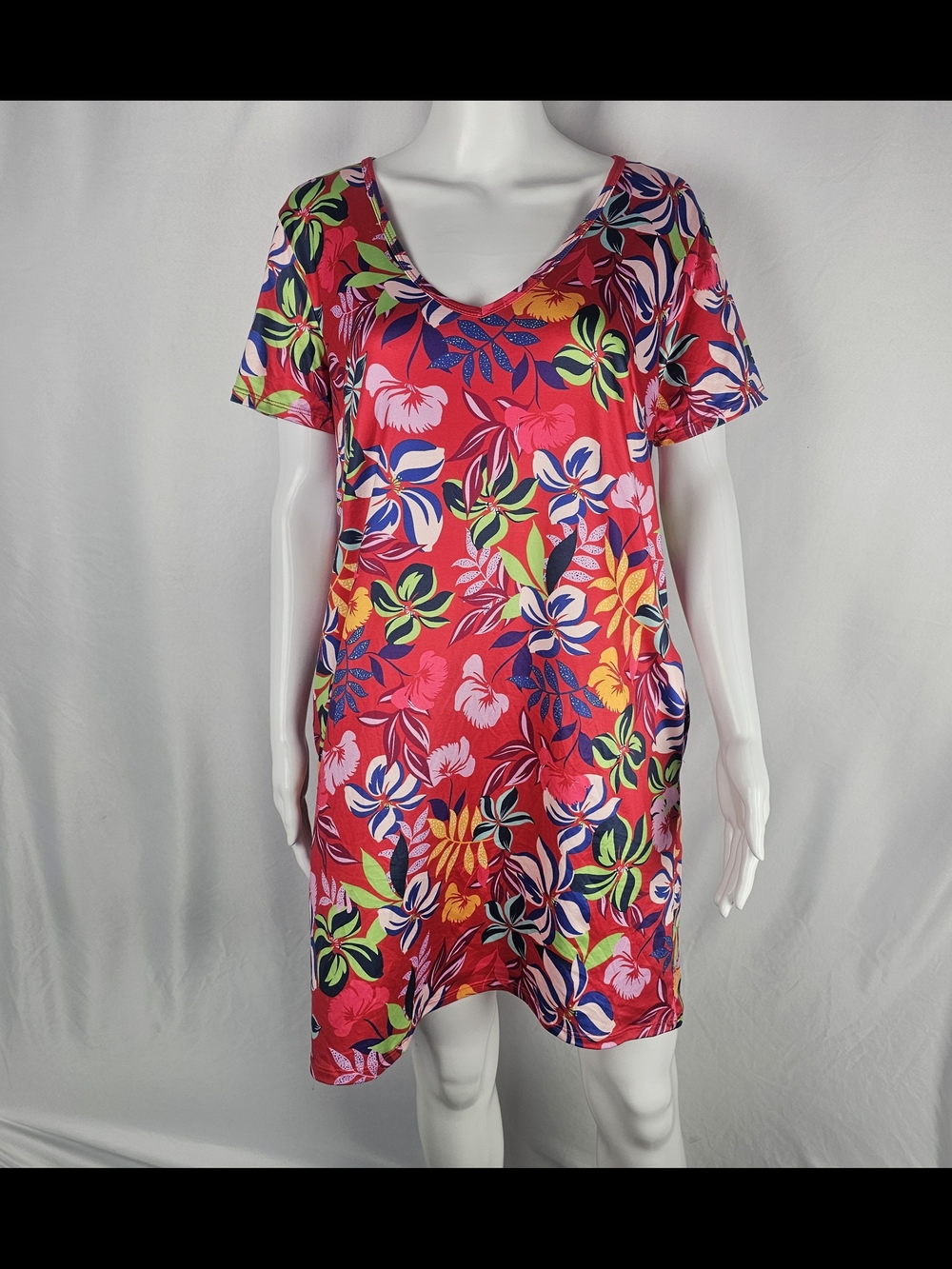 Caribbean Joe Red Floral V-Neck Shift Dress